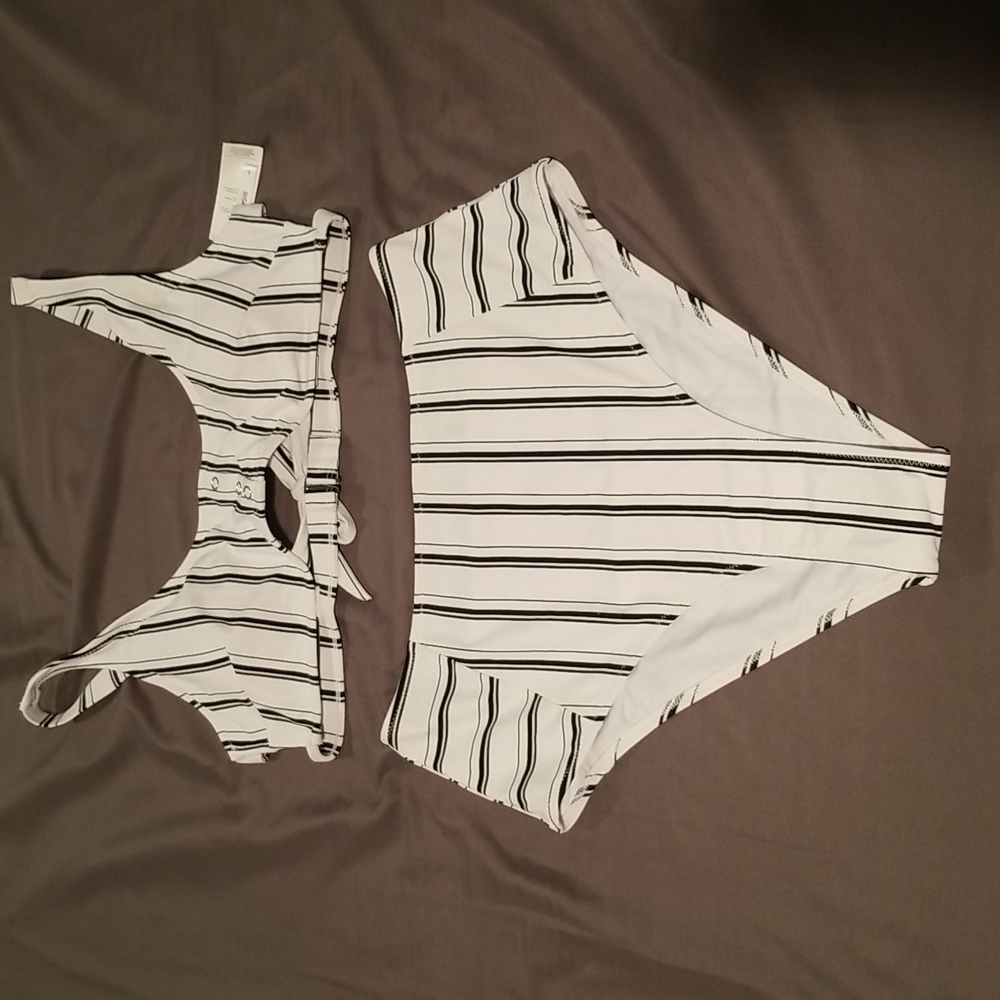 Bikini (never worn)